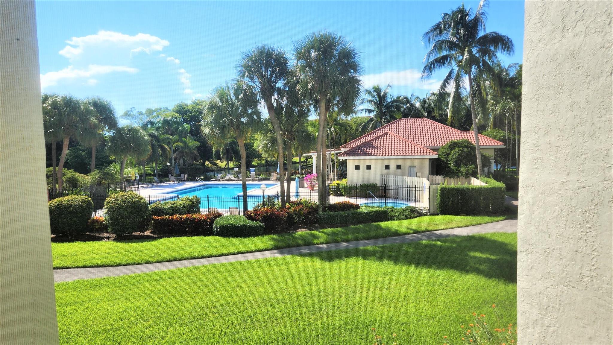 LAKESIDE CONDO - Residential Lease