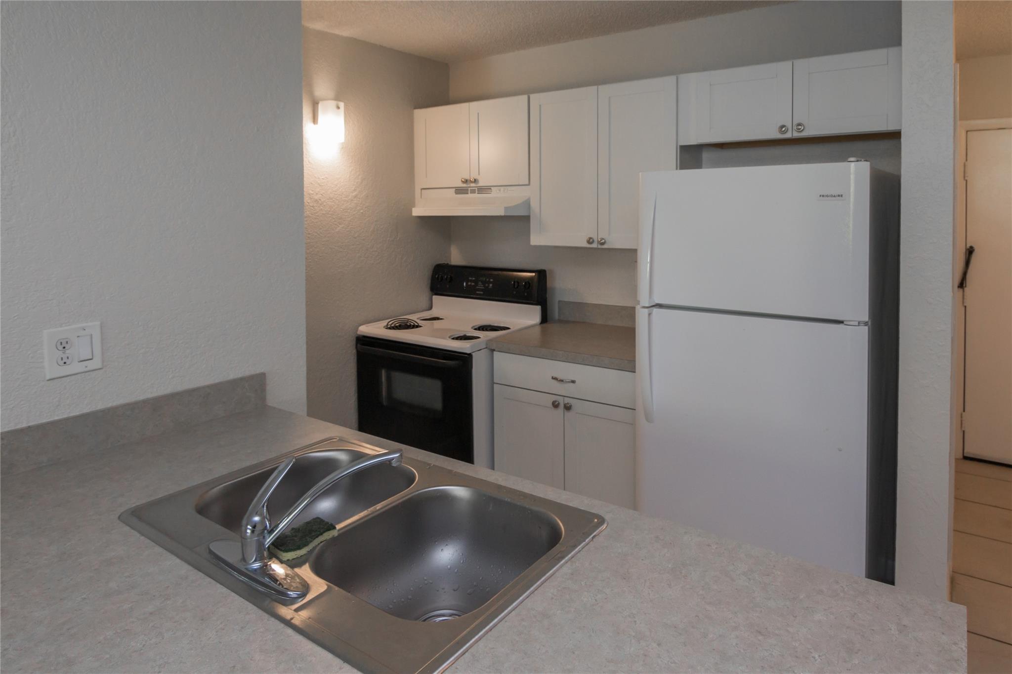 Coral Spgs Tower Club II - Residential Lease
