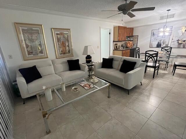 KINGS POINT CAPRI CONDOS - Residential