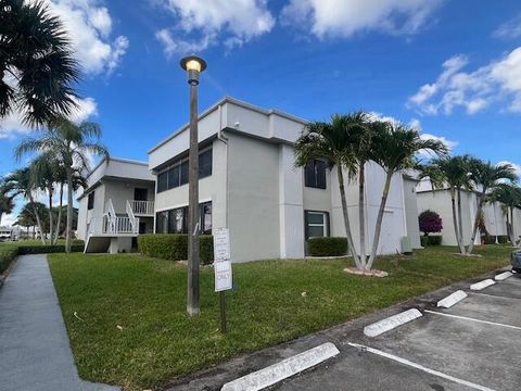 27 Capri A Delray Beach FL 33484