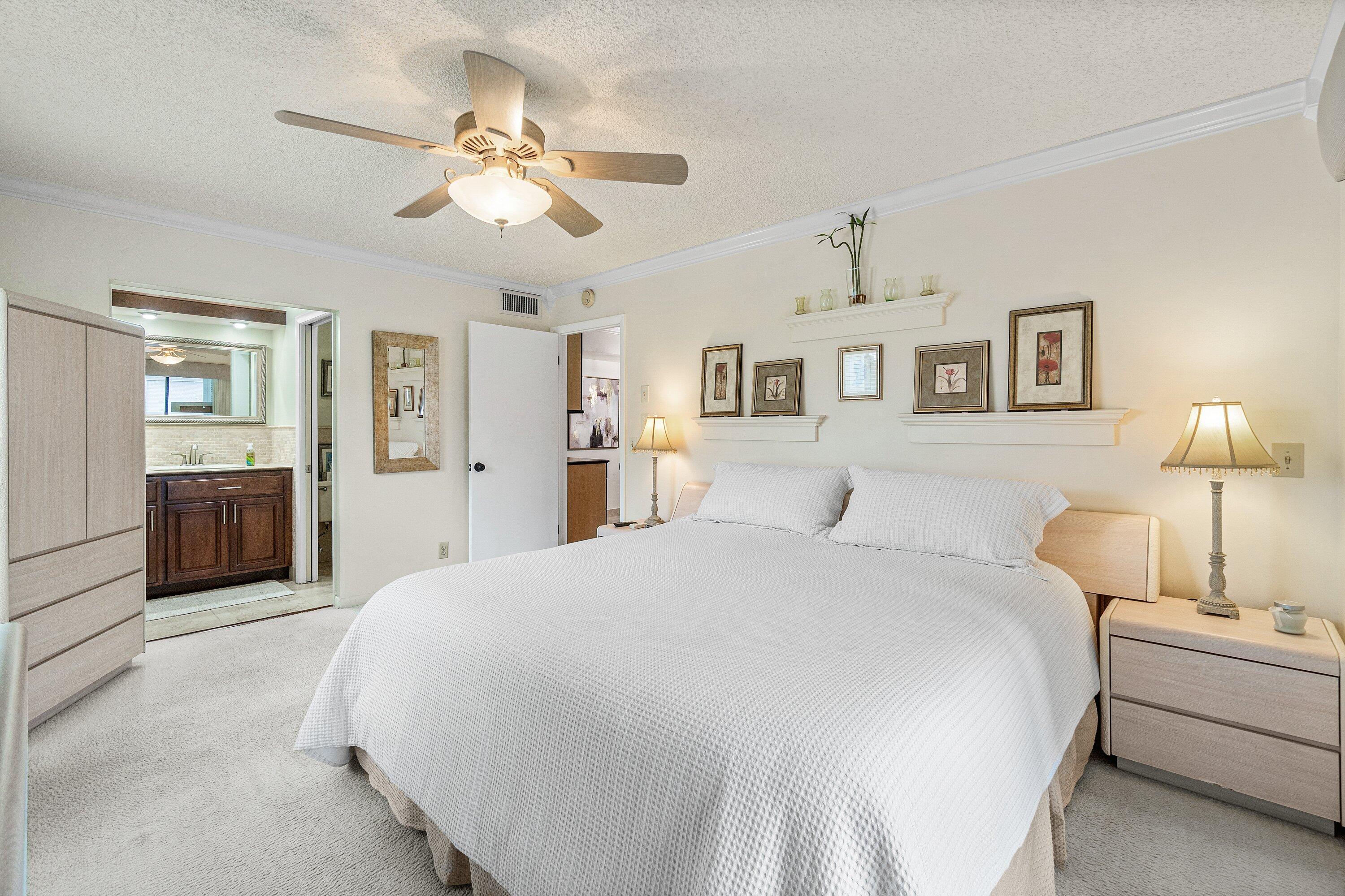 KINGS POINT CAPRI CONDOS - Residential