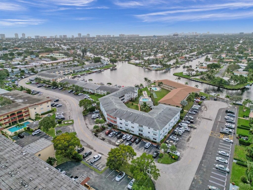 Photo of 600 Pine Drive #106, Pompano Beach, FL 33060 (MLS # F10419144)