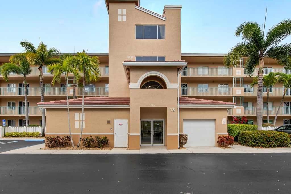 Photo of 5749 Gemstone Court #403, Boynton Beach, FL 33437 (MLS # R11169957)