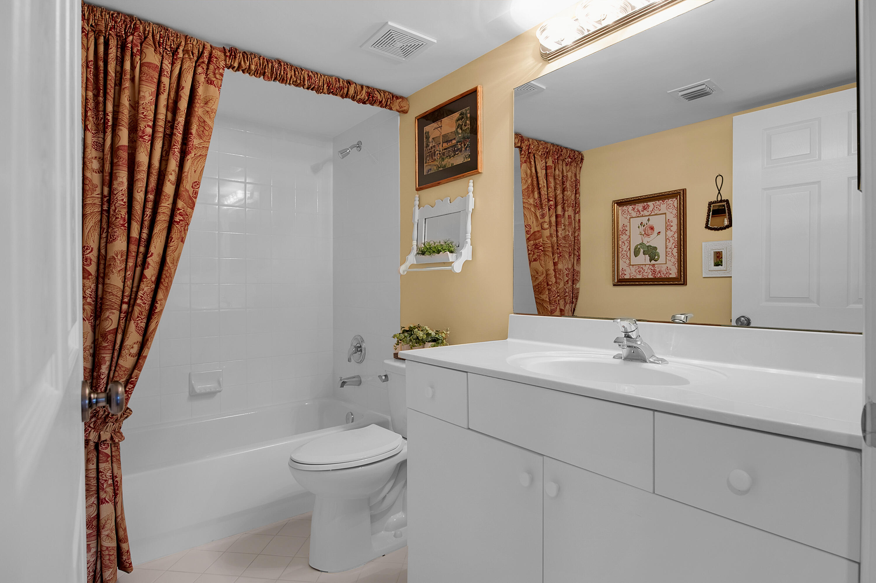 CORAL COVE CONDO - Residential