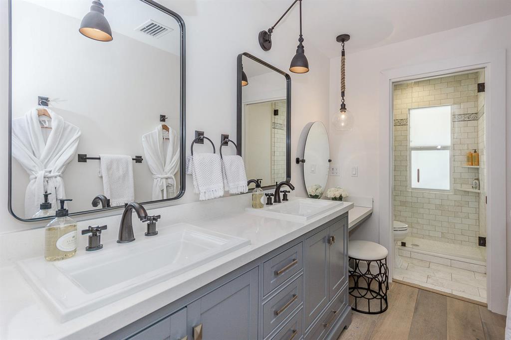 MARINERS KEY - Residential