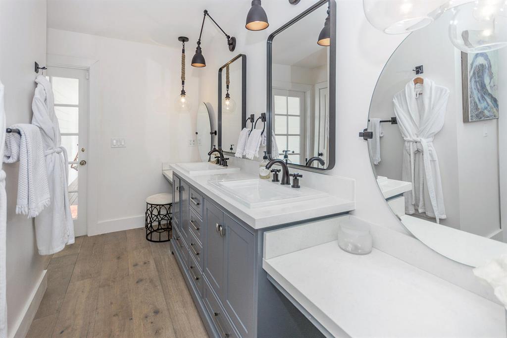 MARINERS KEY - Residential