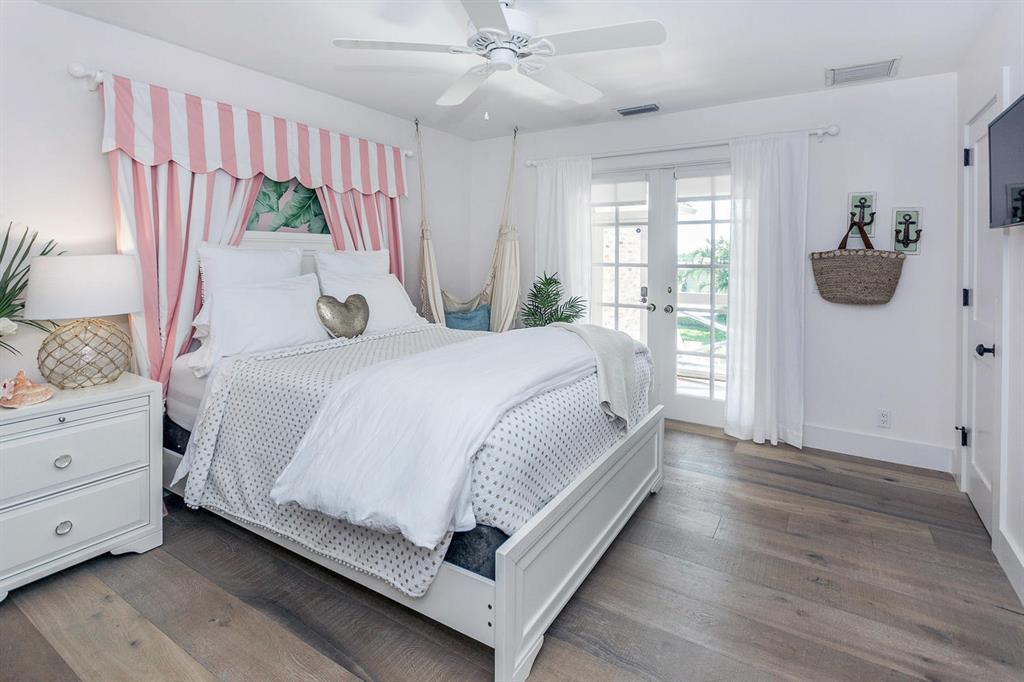 MARINERS KEY - Residential