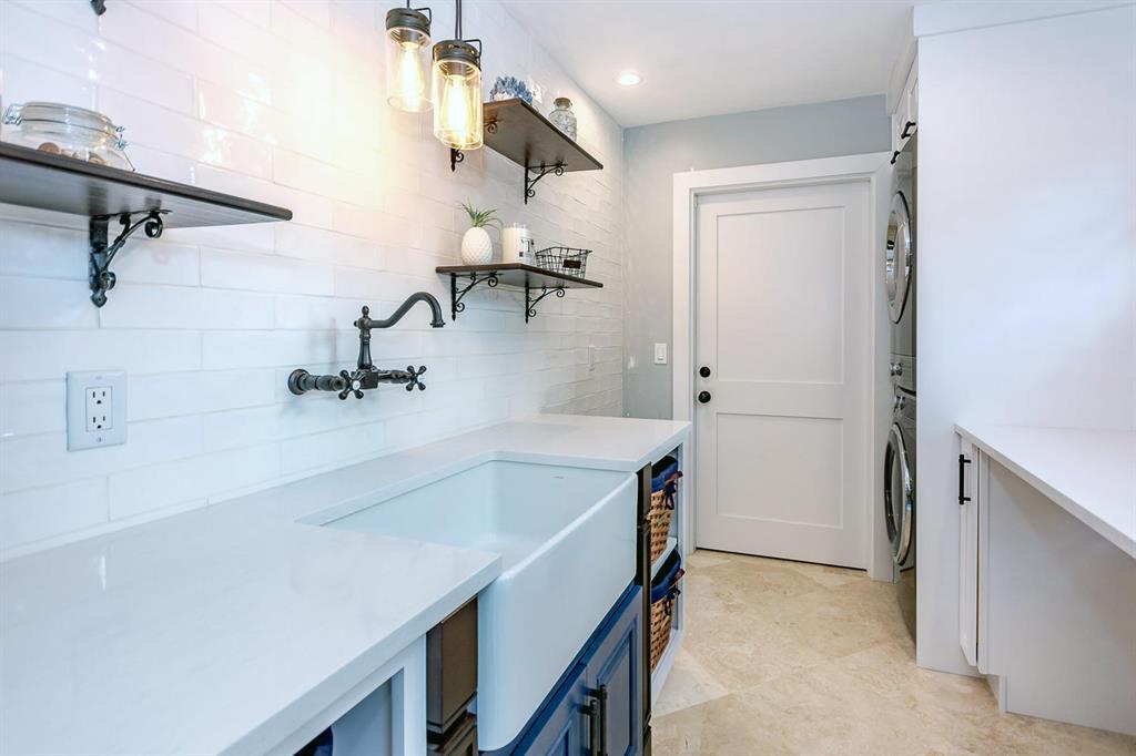 MARINERS KEY - Residential