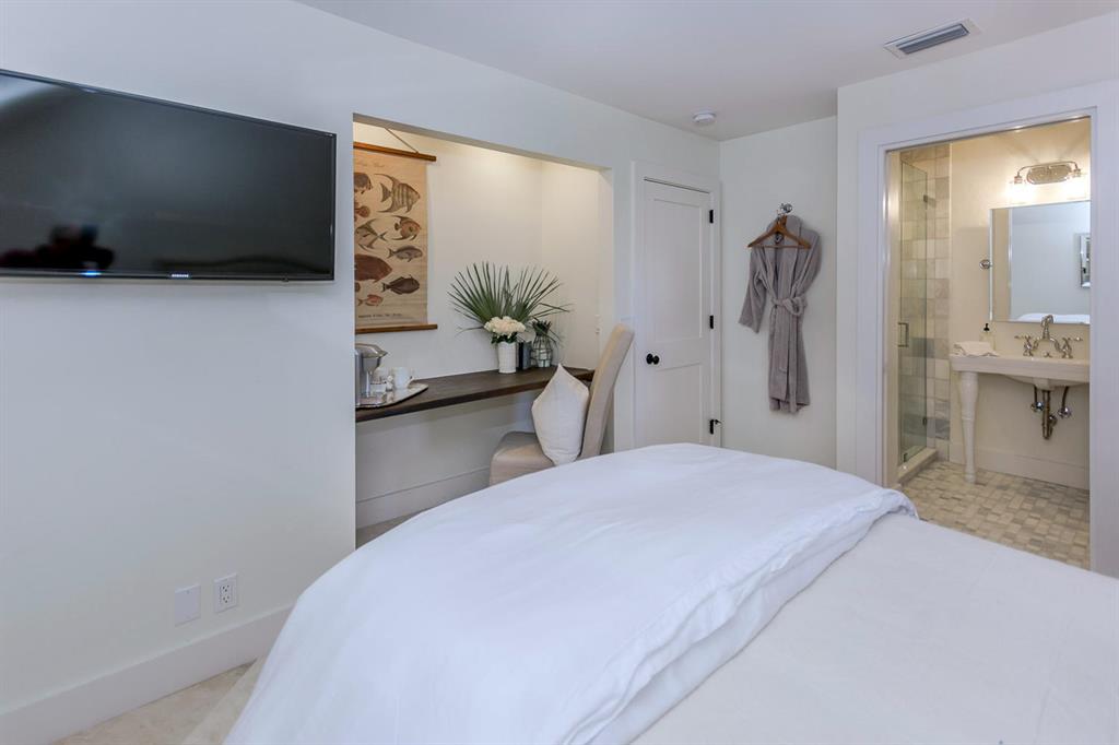 MARINERS KEY - Residential