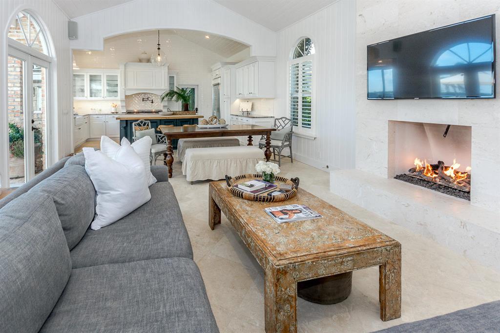 MARINERS KEY - Residential