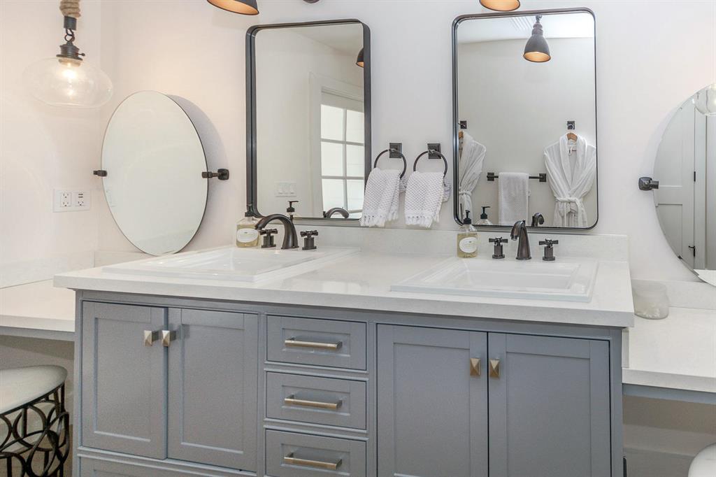 MARINERS KEY - Residential