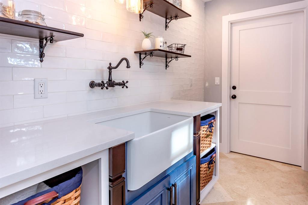 MARINERS KEY - Residential