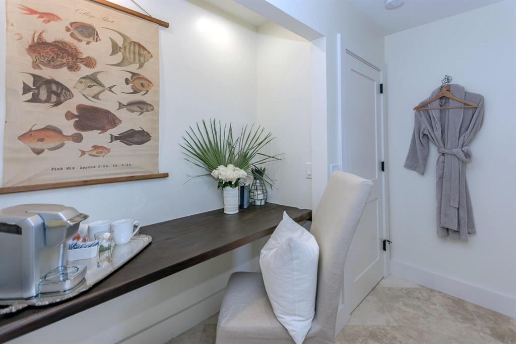 MARINERS KEY - Residential