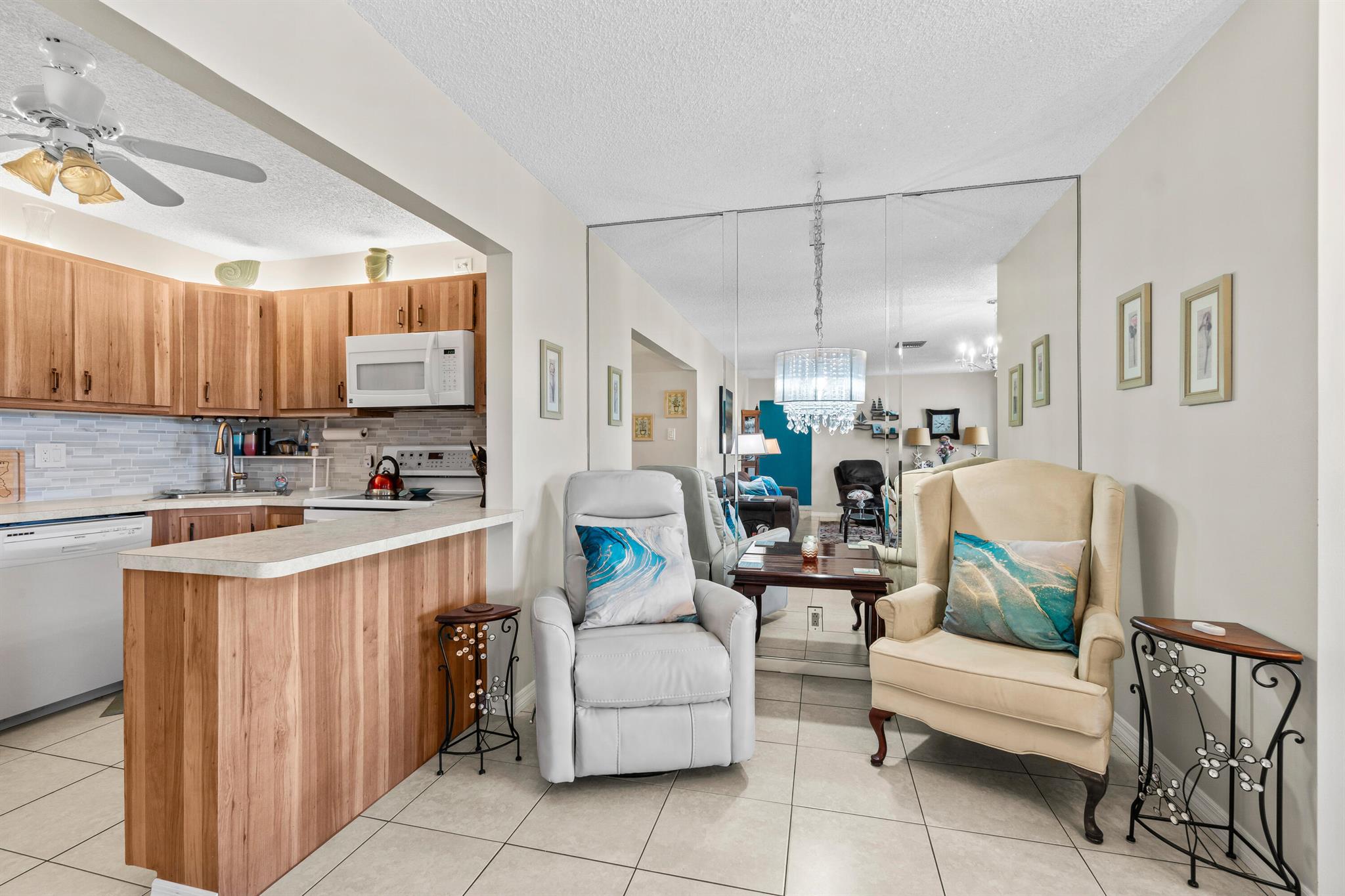 LA PINATA CONDO - Residential