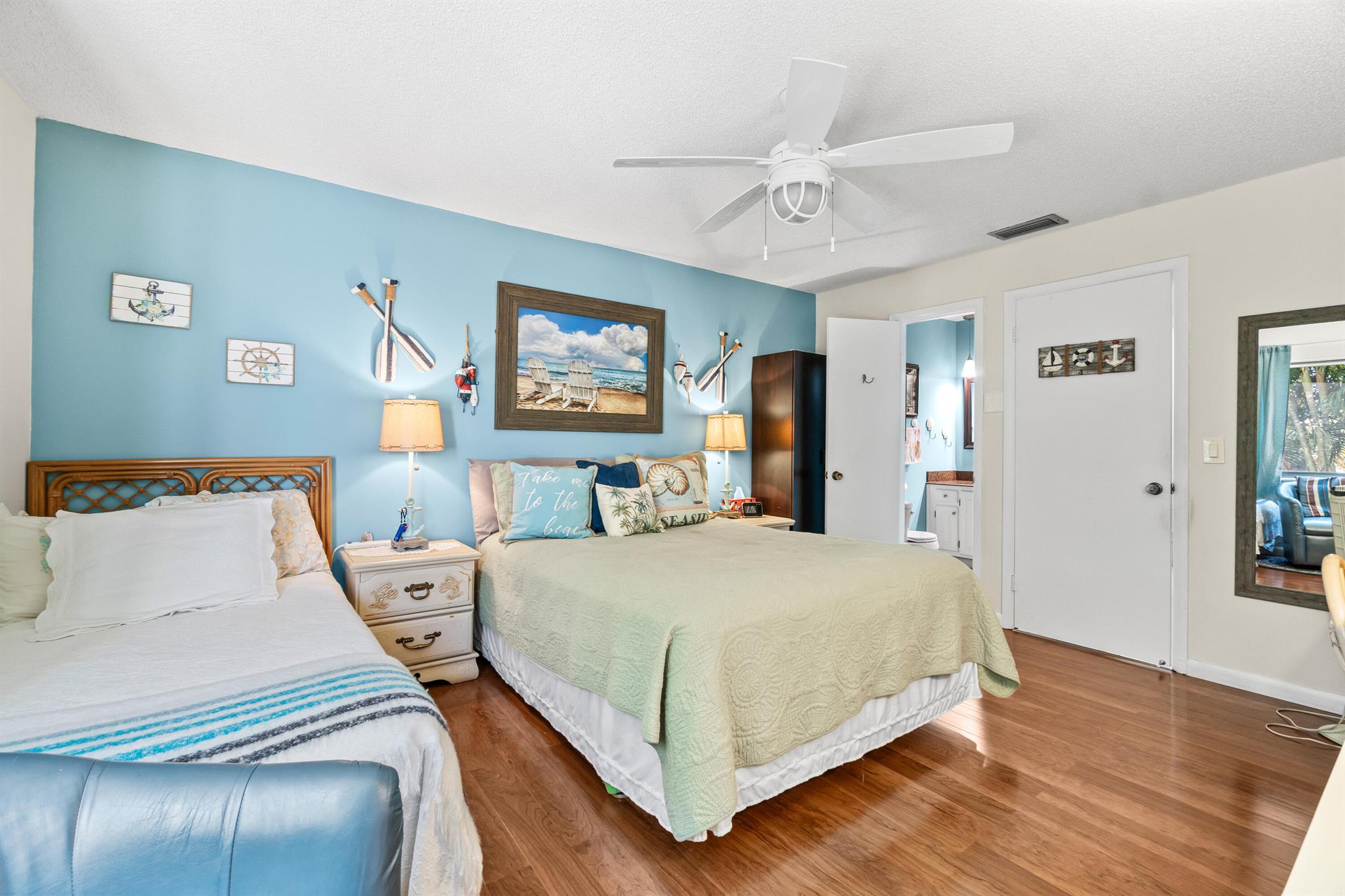 LA PINATA CONDO - Residential