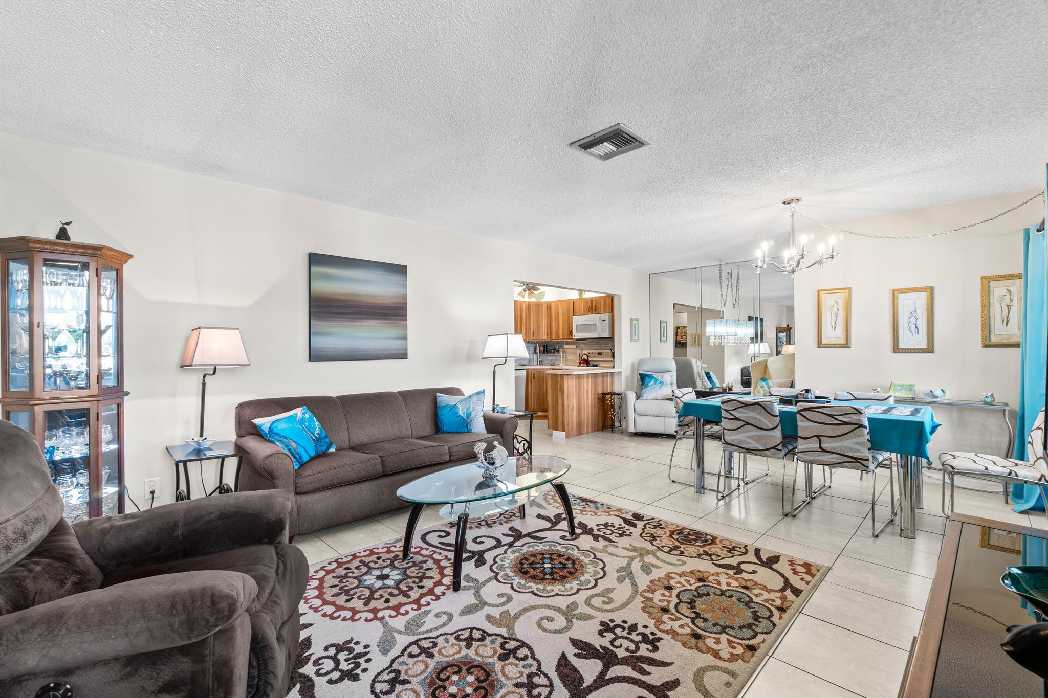 LA PINATA CONDO - Residential
