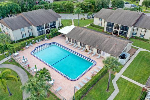 3589 La Aires Court A2 Greenacres FL 33463
