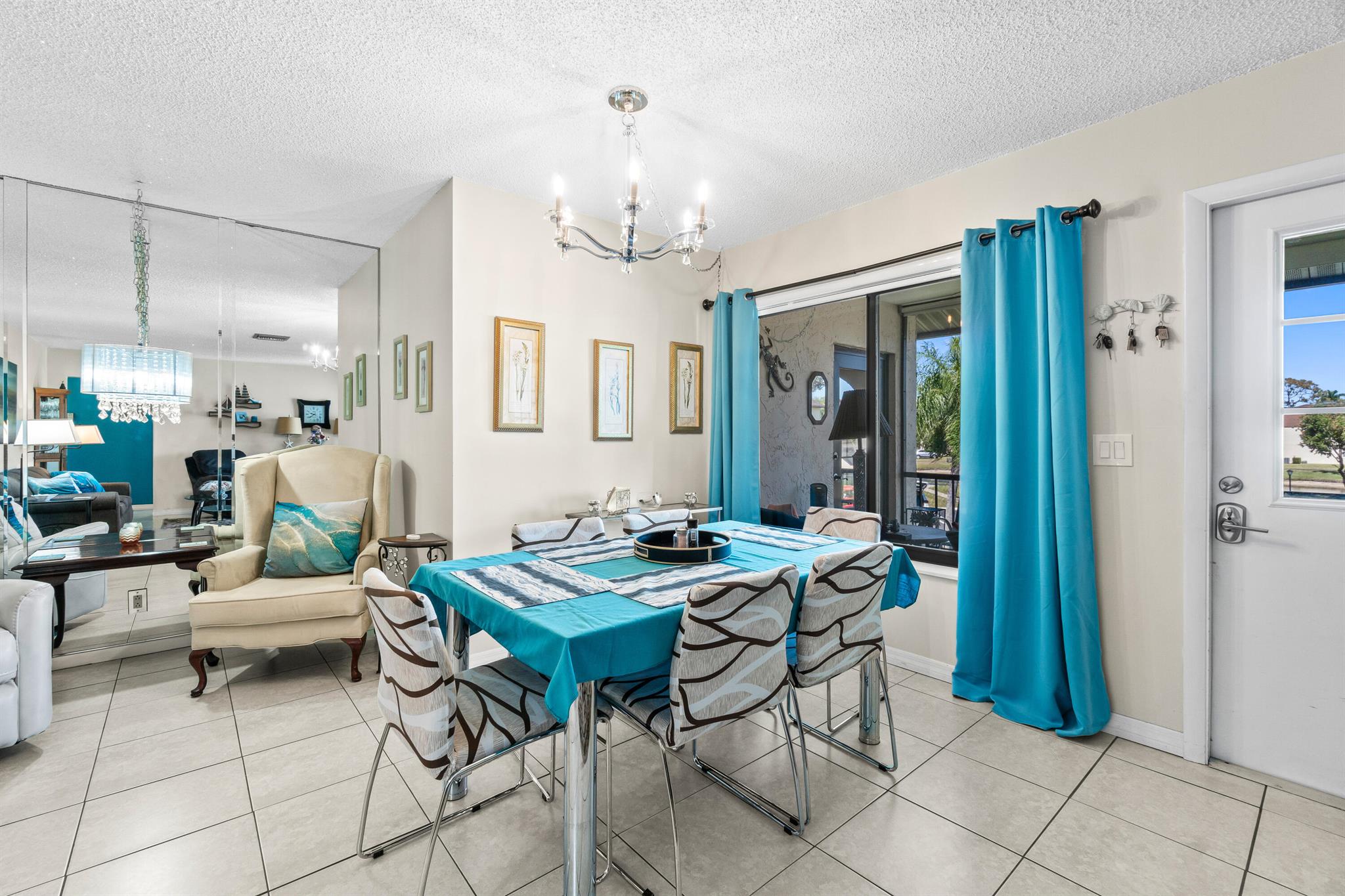 LA PINATA CONDO - Residential