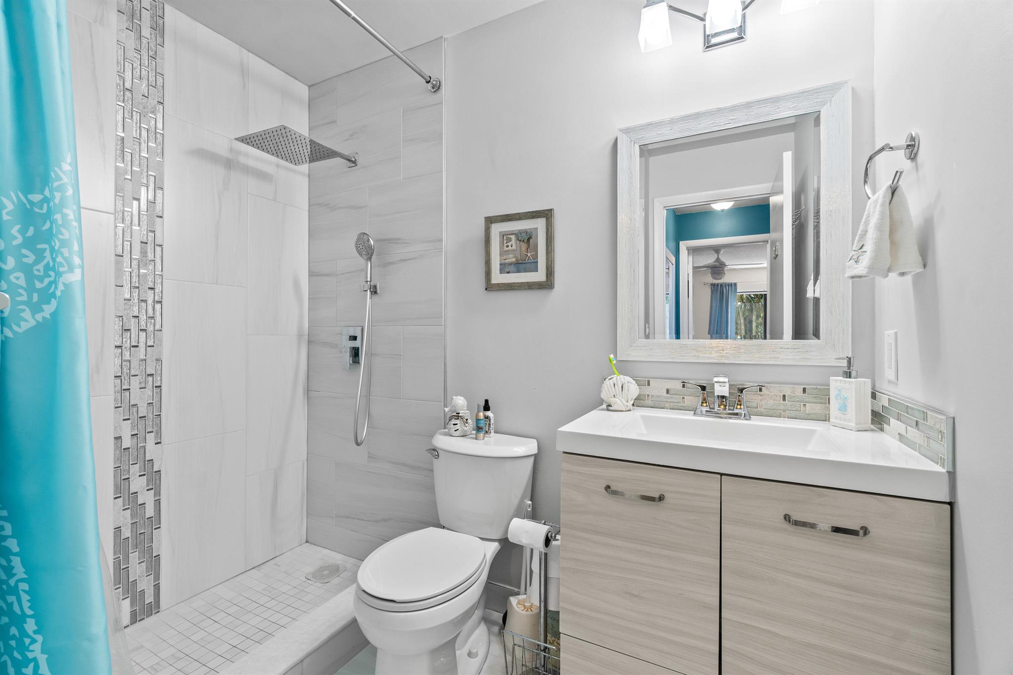 LA PINATA CONDO - Residential