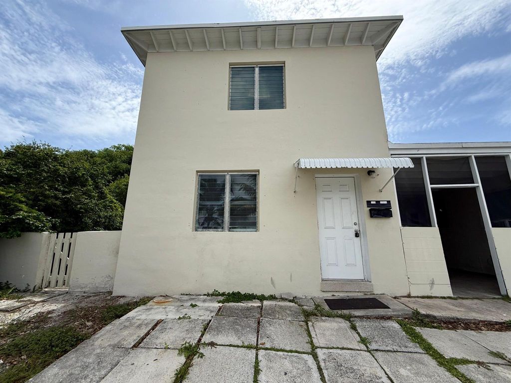 Photo of 507 Conniston Road #1, West Palm Beach, FL 33405 (MLS # R11103901)