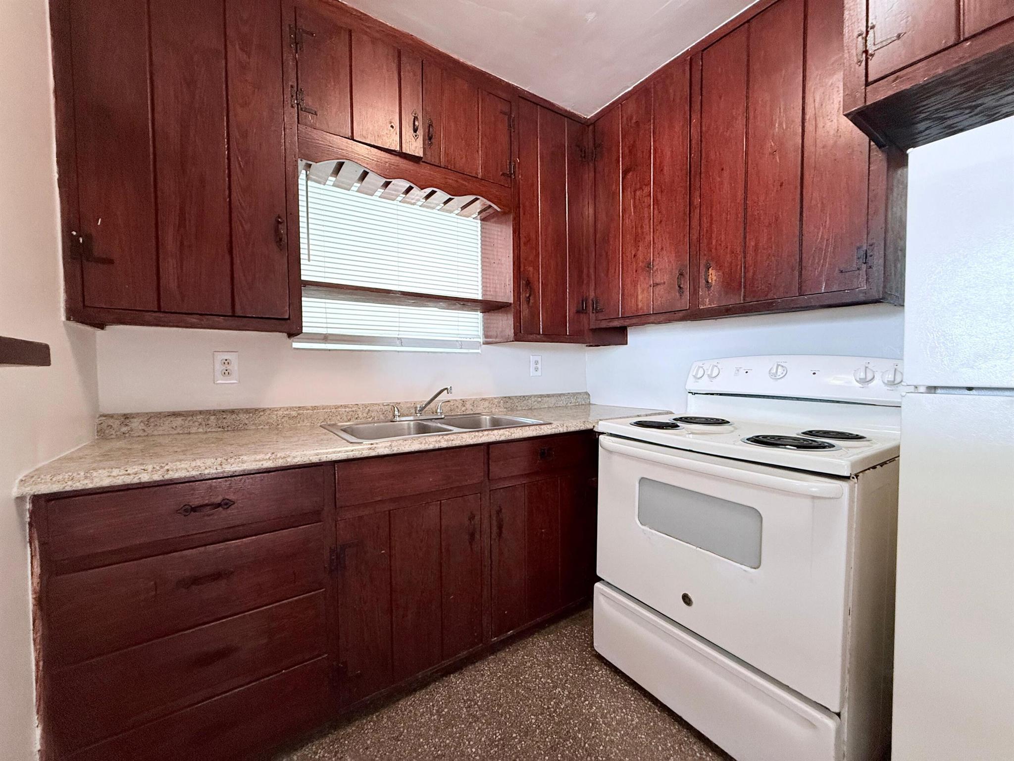 507 Conniston Road 1