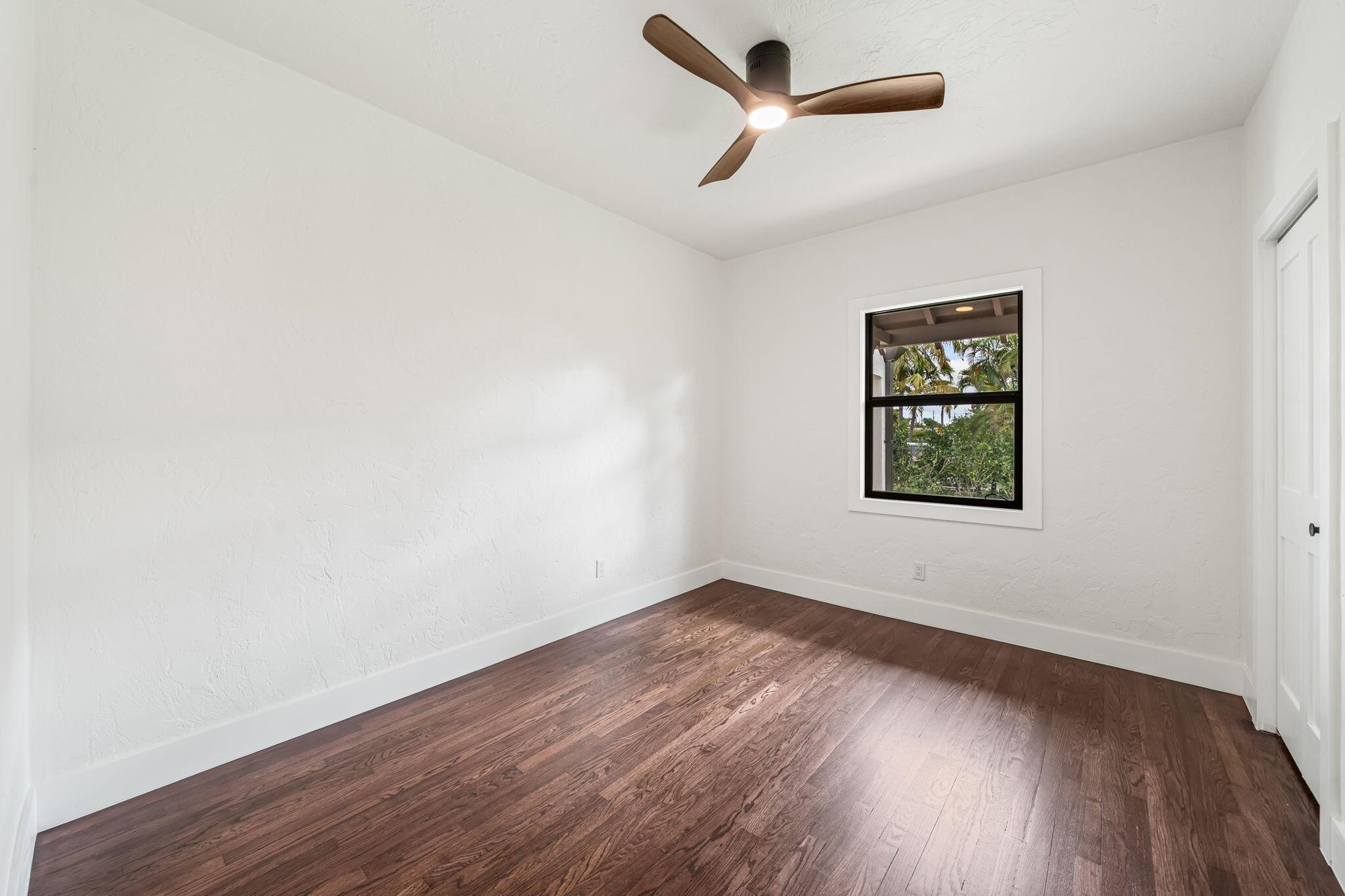 ESTATES OF SOUTH PALM BEA - Residential