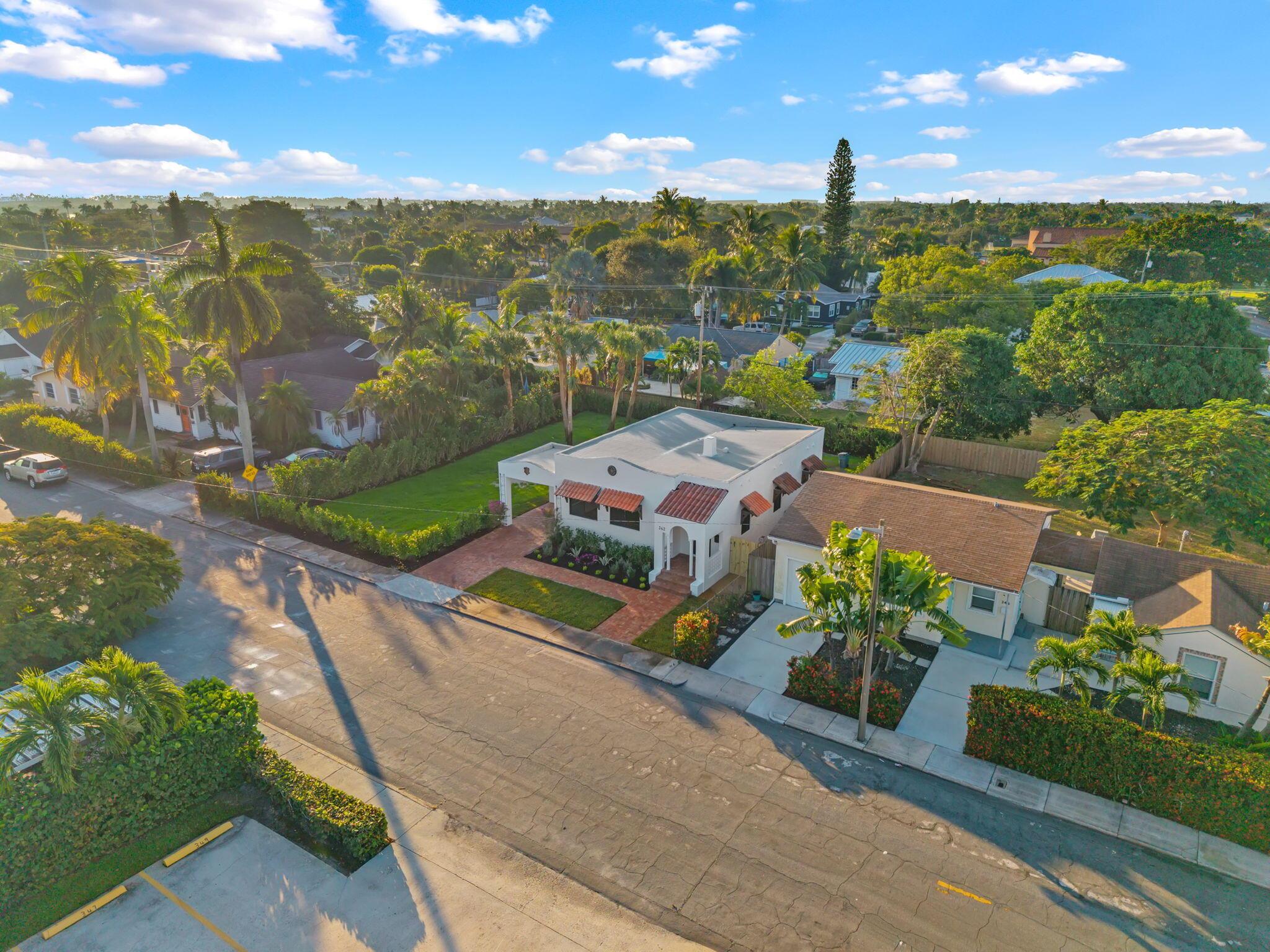ESTATES OF SOUTH PALM BEA - Residential
