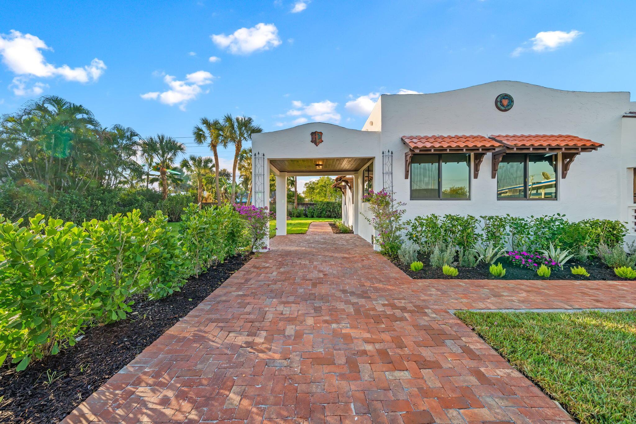 ESTATES OF SOUTH PALM BEA - Residential