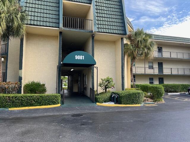 Investor Special!! Handyman Special! 55+, age restricted community. Property features 1 bedroom and 1.5 bathrooms. AC was replaced within the last 5 years. Home will need updates.
