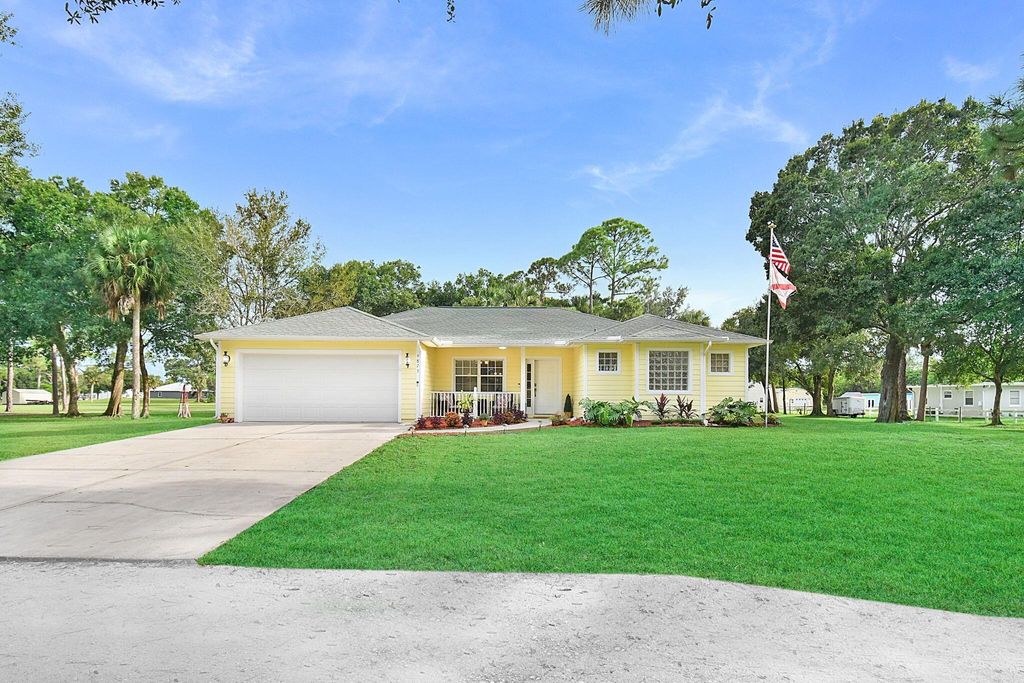 Photo of 9873 Orange Avenue, Fort Pierce, FL 34945 (MLS # R11124118)