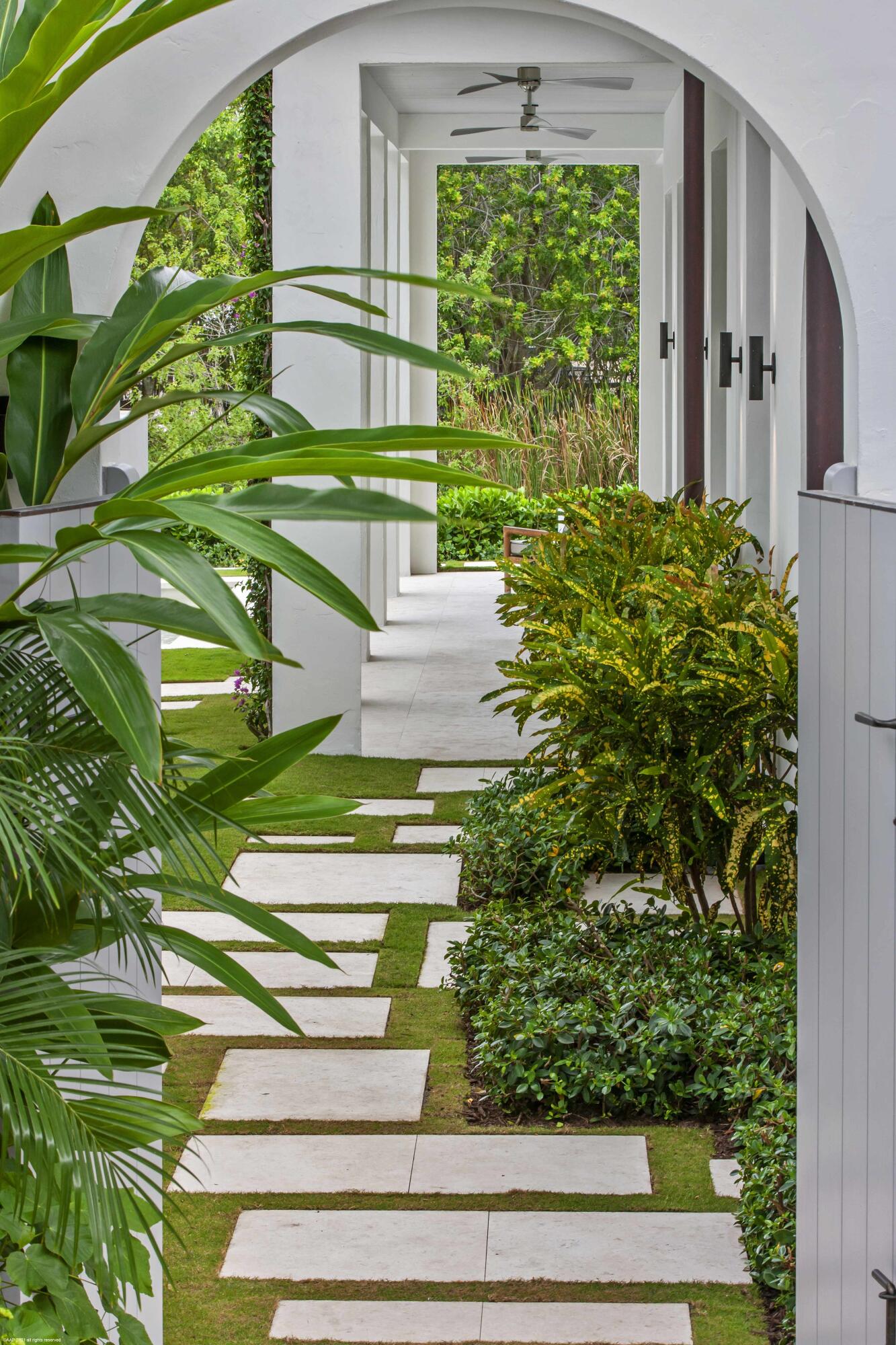 EQUESTRIAN CLUB ESTATES 2 - Residential