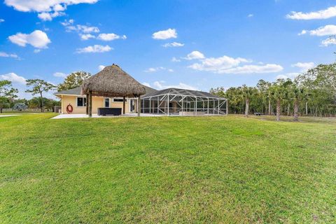 A home in Loxahatchee