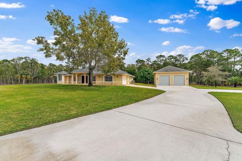 A home in Loxahatchee