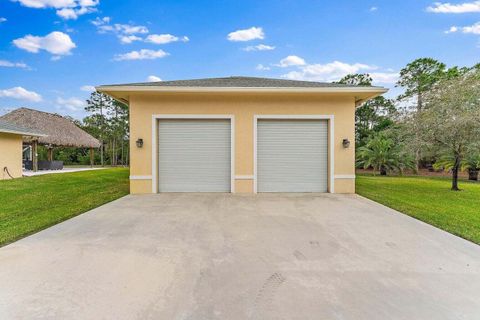 A home in Loxahatchee