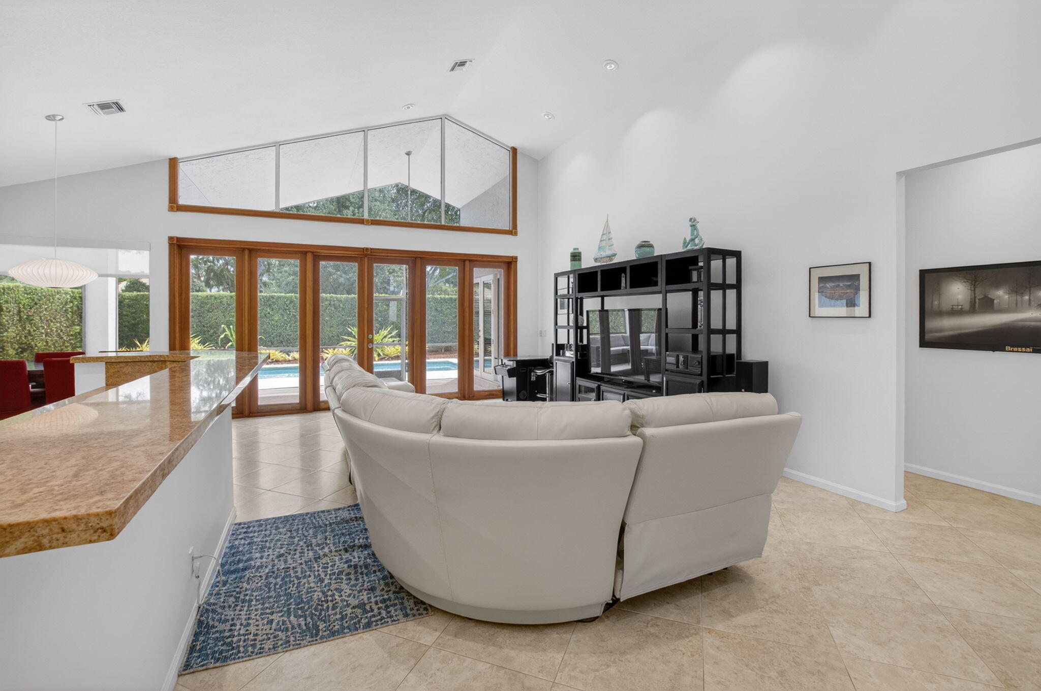 WHISPER TRACE - Residential