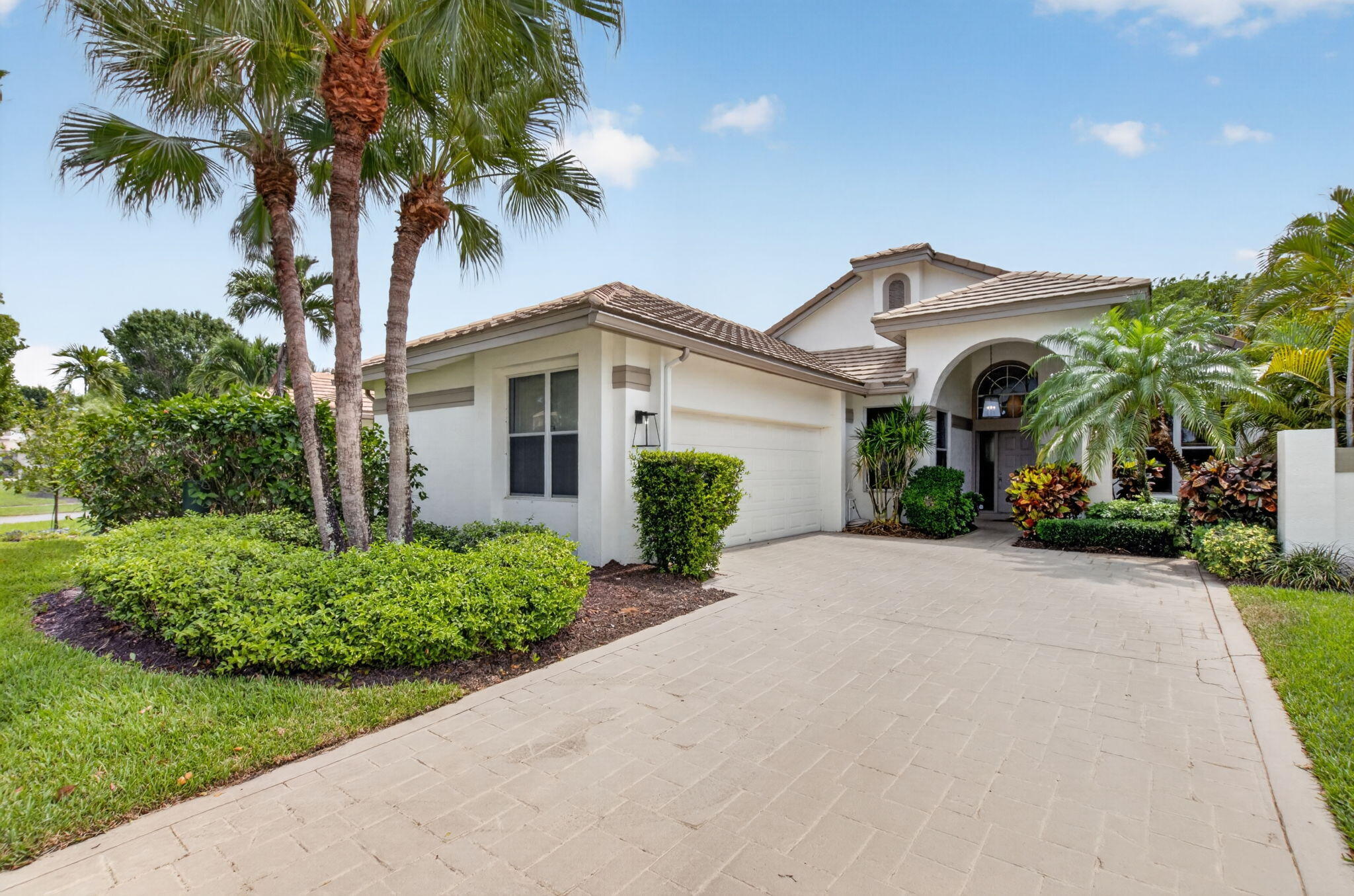 WHISPER TRACE - Residential