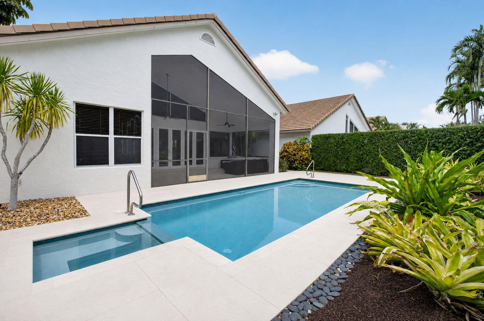 WHISPER TRACE - Residential