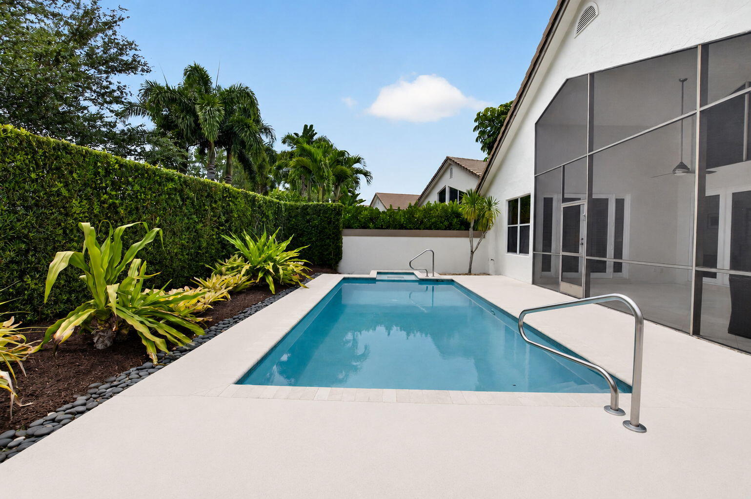WHISPER TRACE - Residential