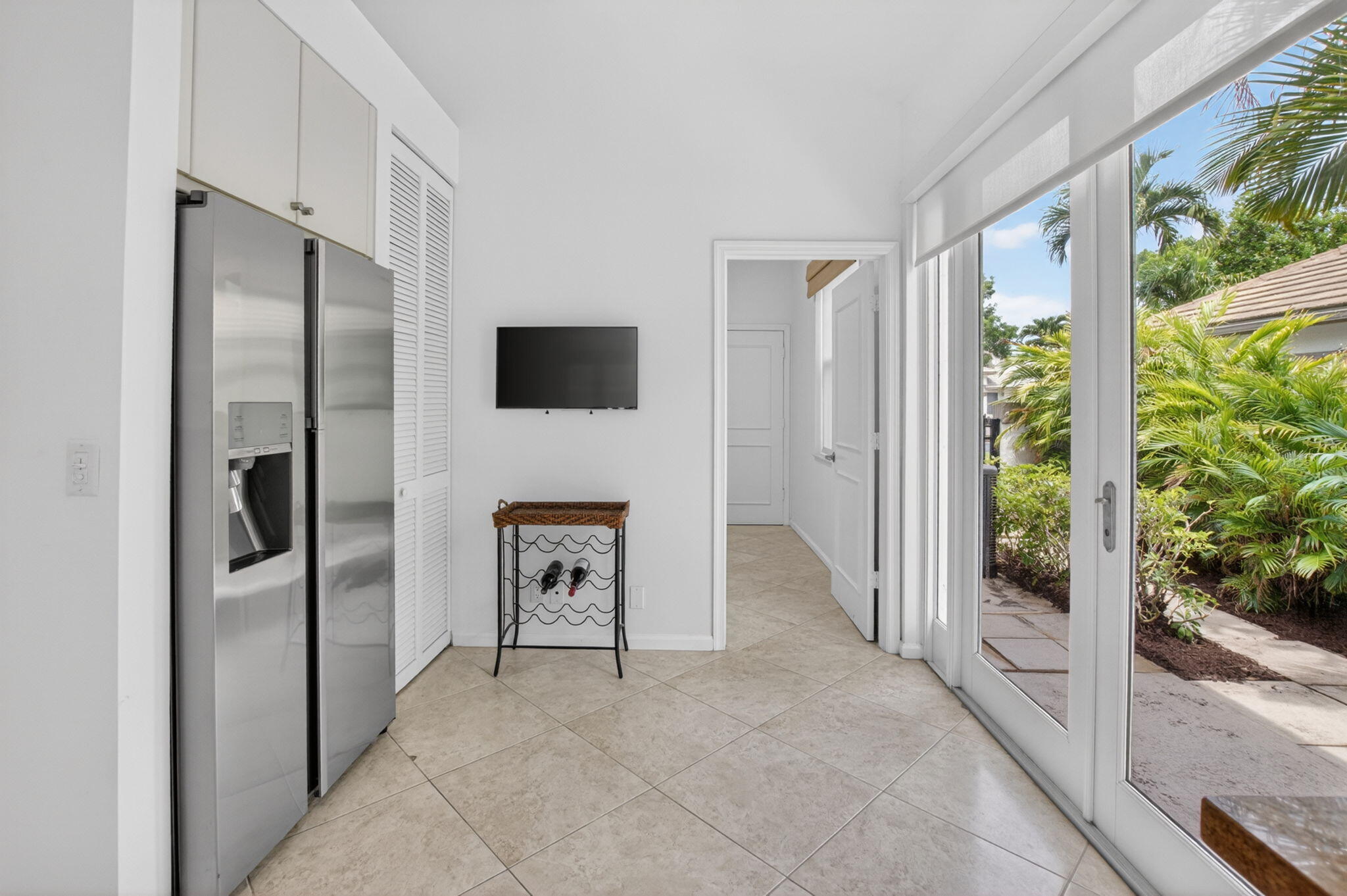 WHISPER TRACE - Residential