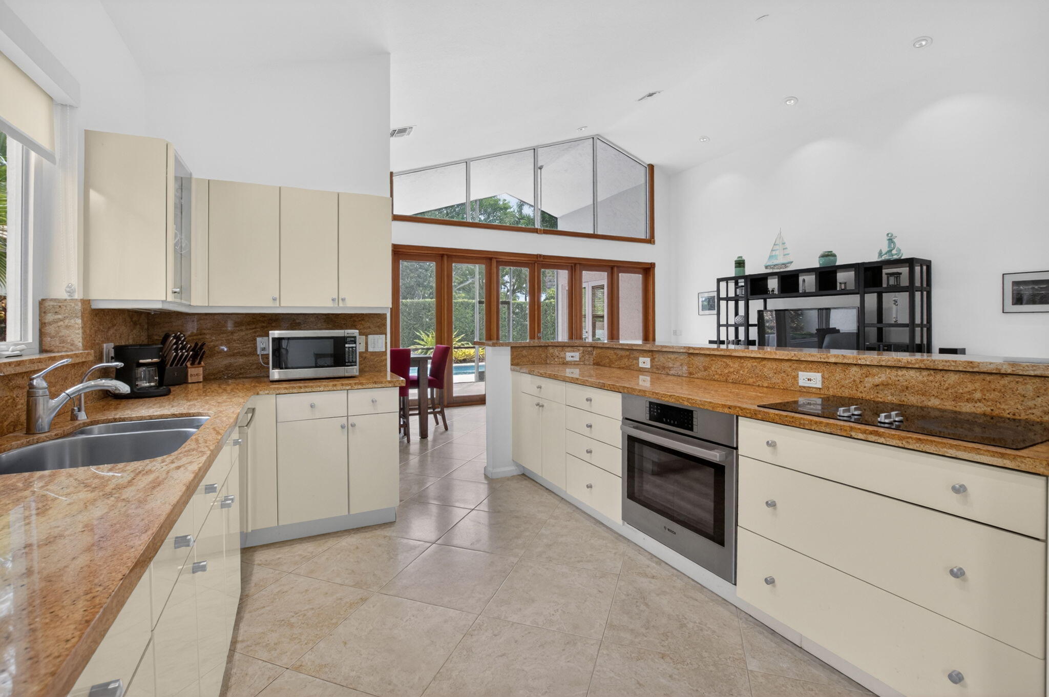 WHISPER TRACE - Residential