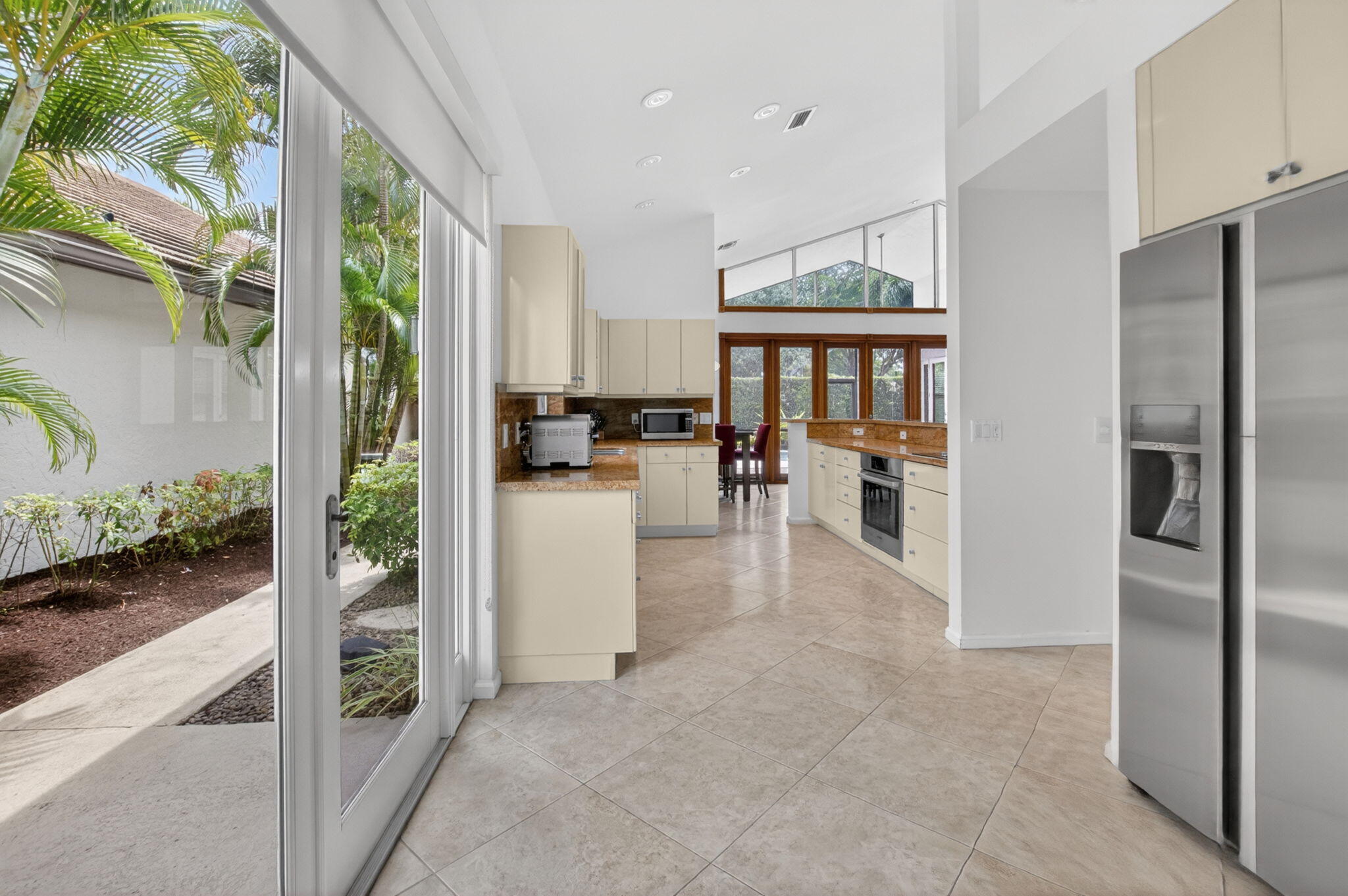 WHISPER TRACE - Residential