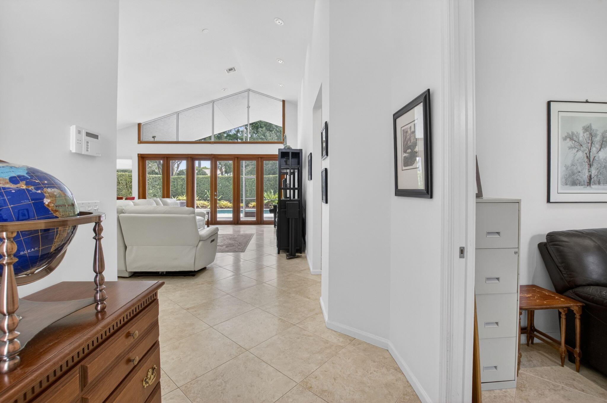WHISPER TRACE - Residential