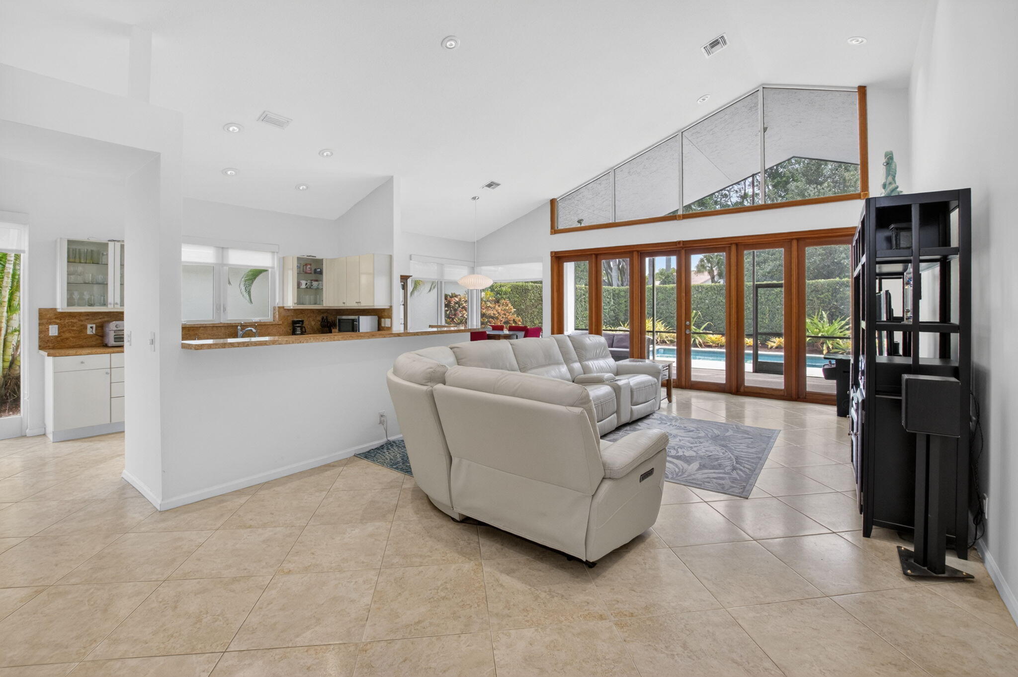 WHISPER TRACE - Residential