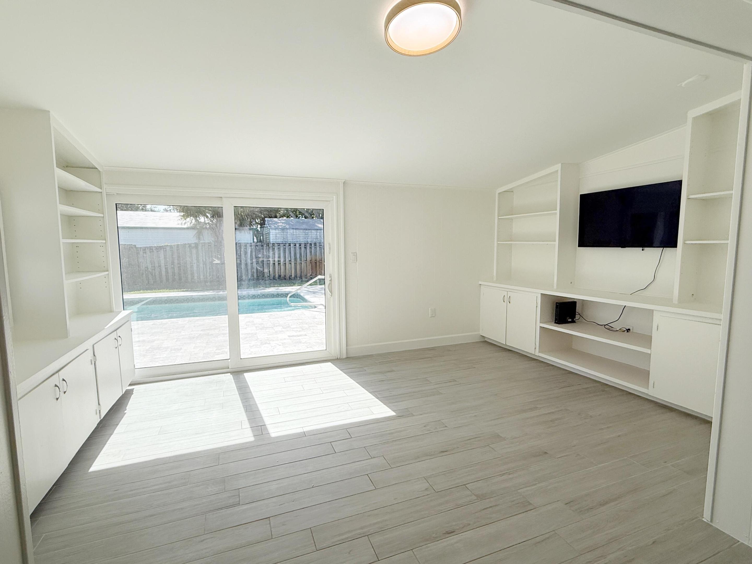 RIDGEWOOD HOMES - Residential Lease