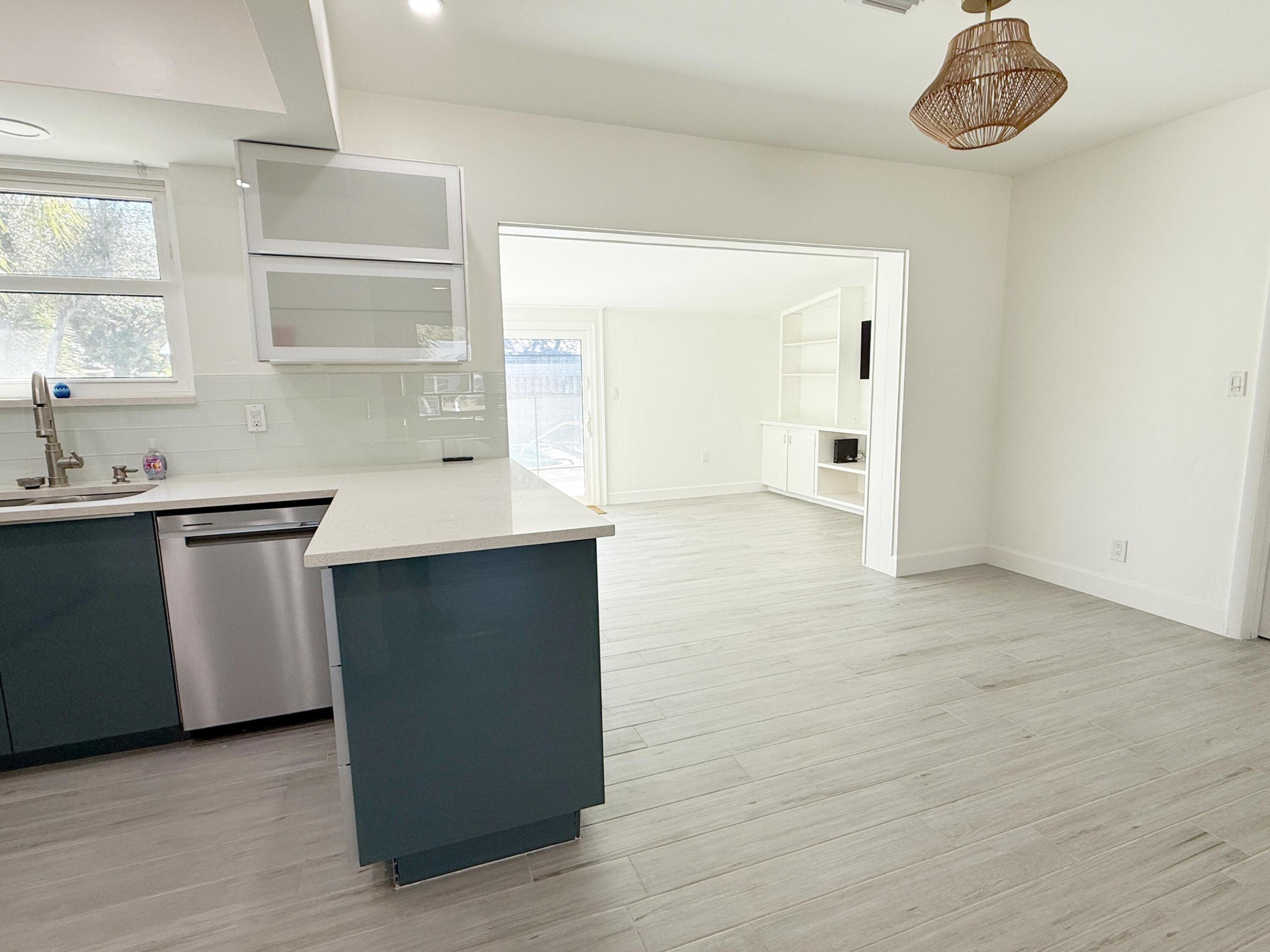 RIDGEWOOD HOMES - Residential Lease