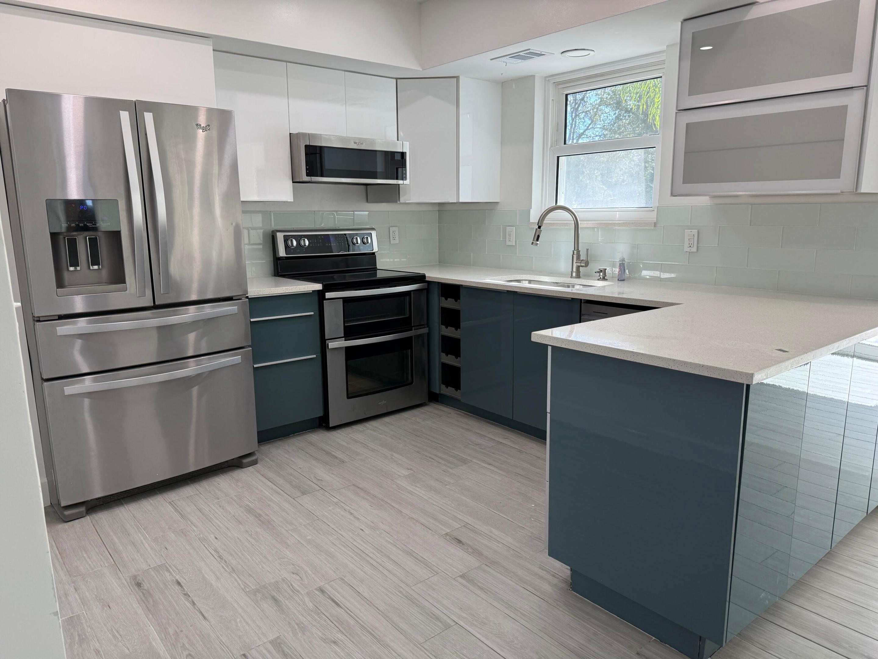 RIDGEWOOD HOMES - Residential Lease