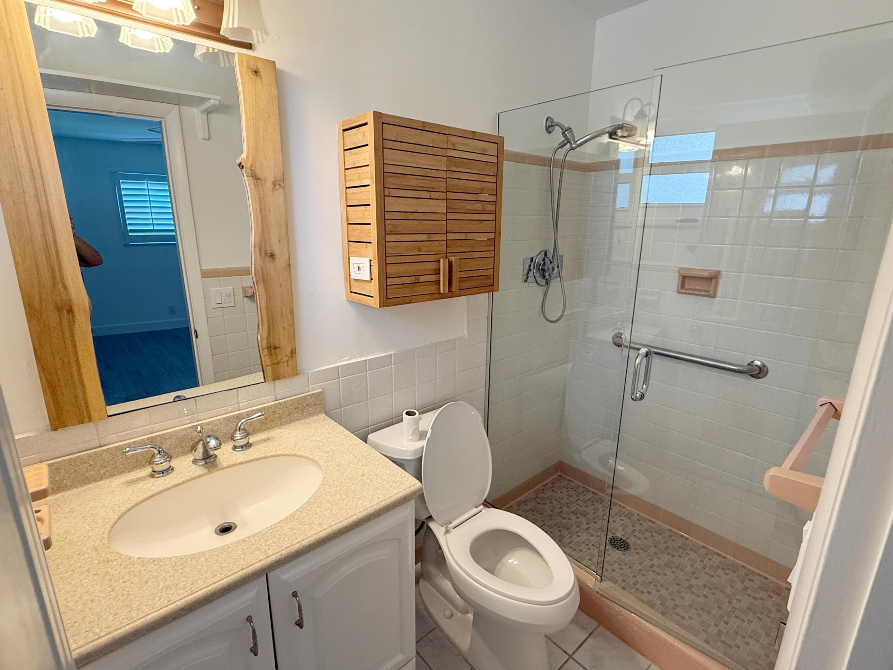 RIDGEWOOD HOMES - Residential Lease