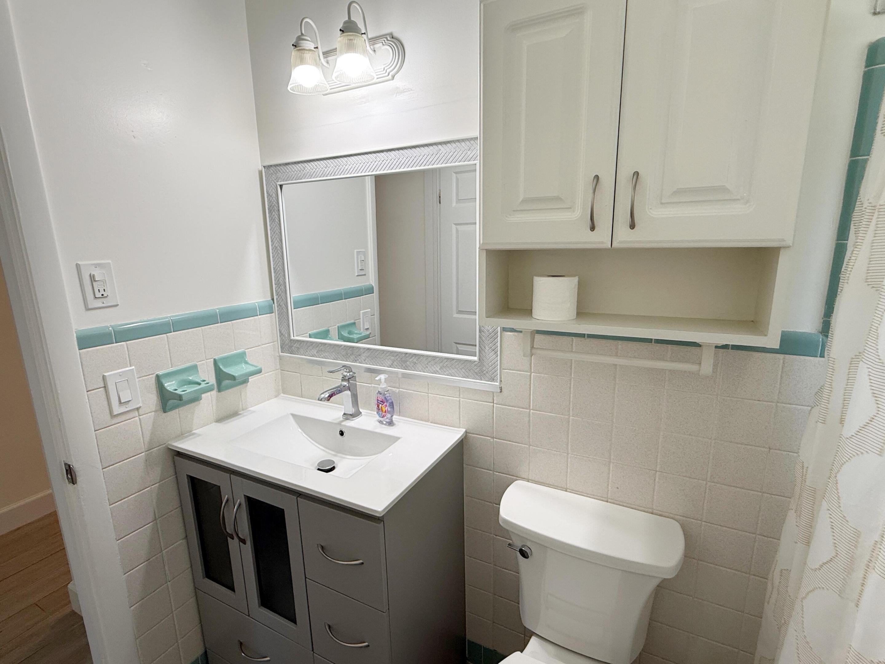 RIDGEWOOD HOMES - Residential Lease