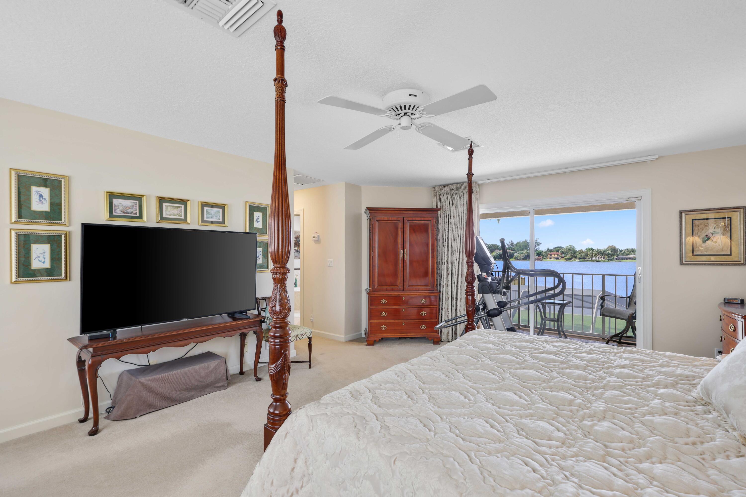 LAKE OSBORNE - Residential