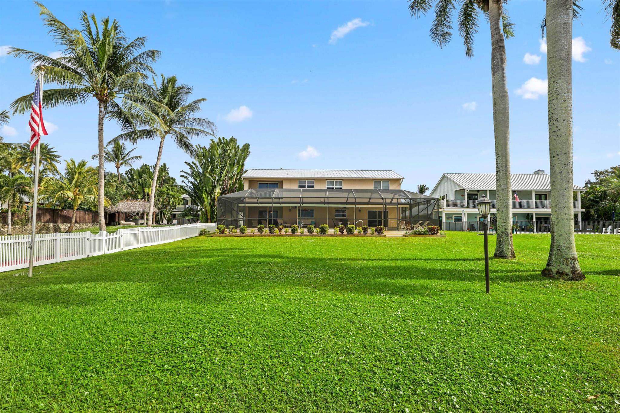 LAKE OSBORNE - Residential